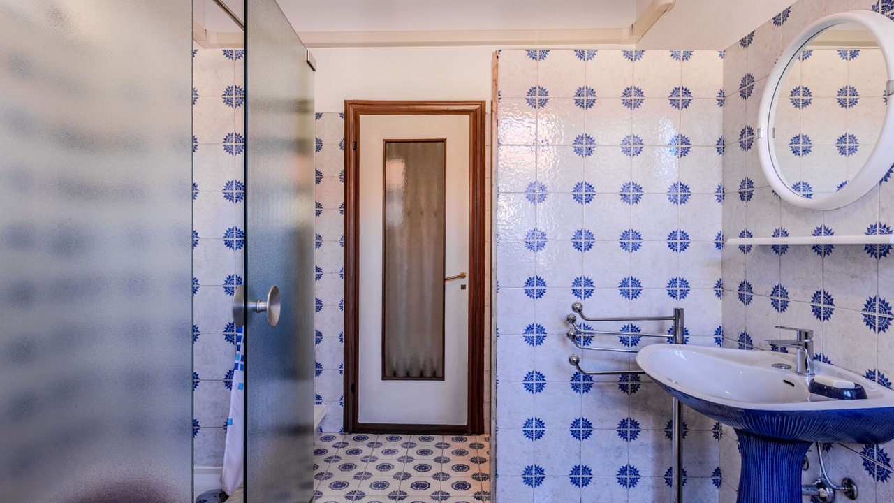 Photo of Bathroom in Dervio