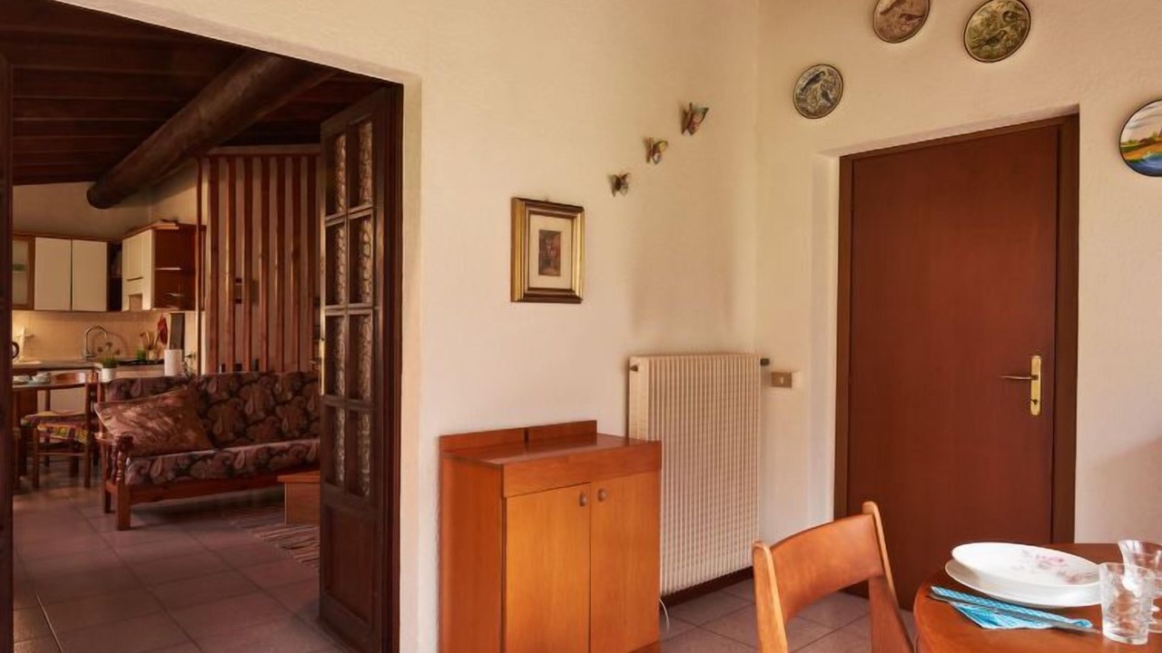 Photo of Bedroom in Claino Con Osteno