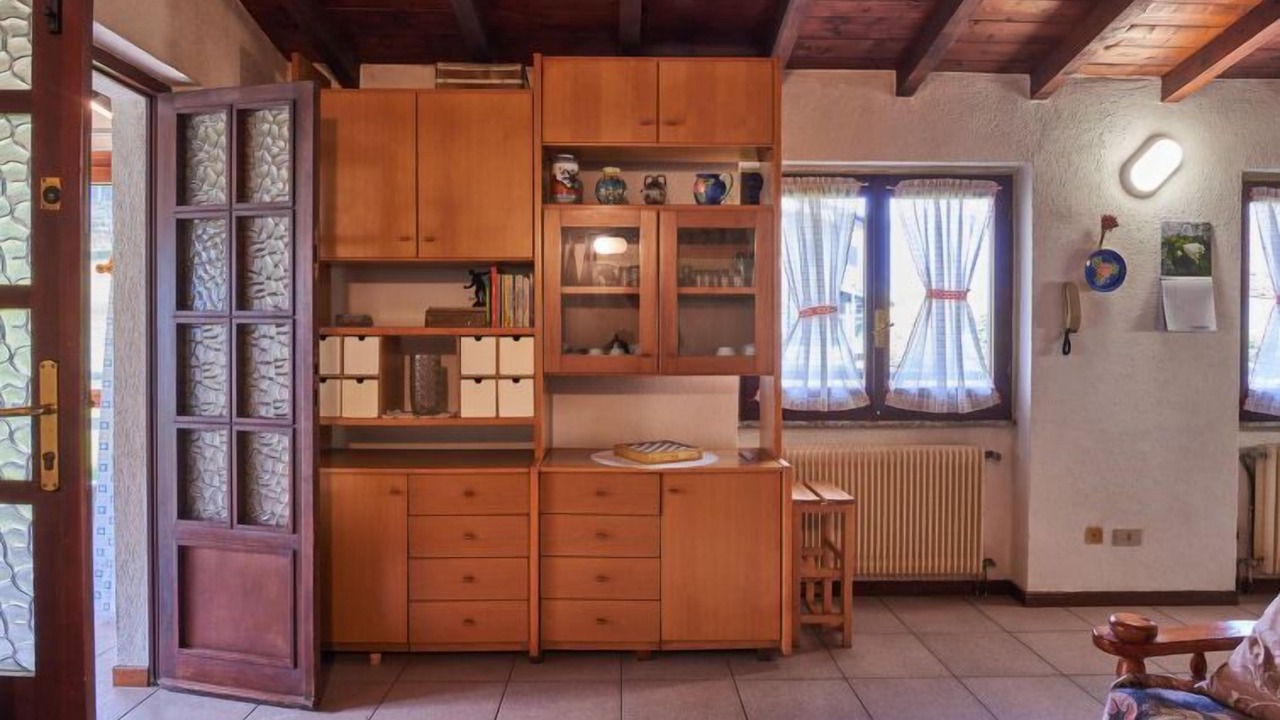 Photo of Livingroom in Claino Con Osteno