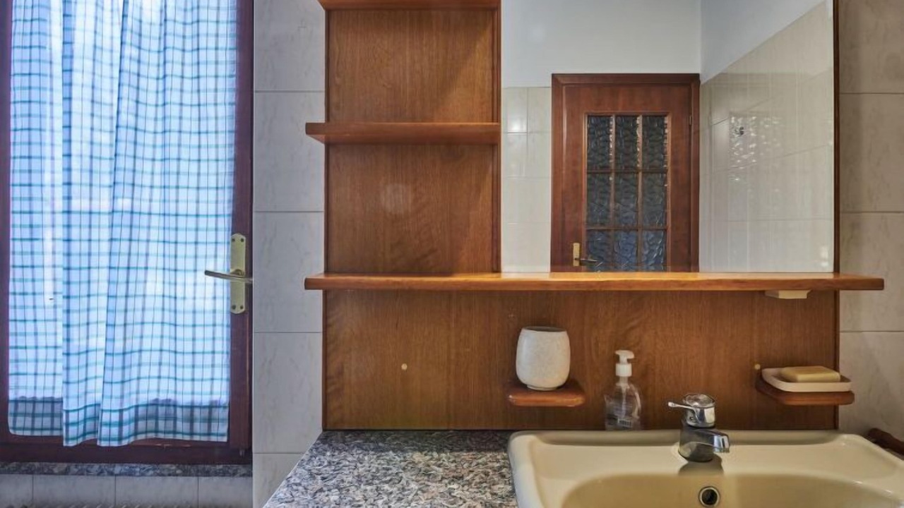 Photo of Bathroom in Claino Con Osteno