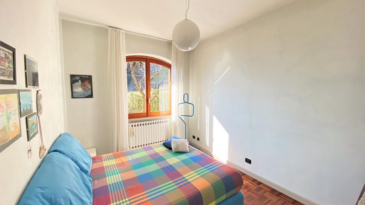Photo of Bedroom in Moltrasio