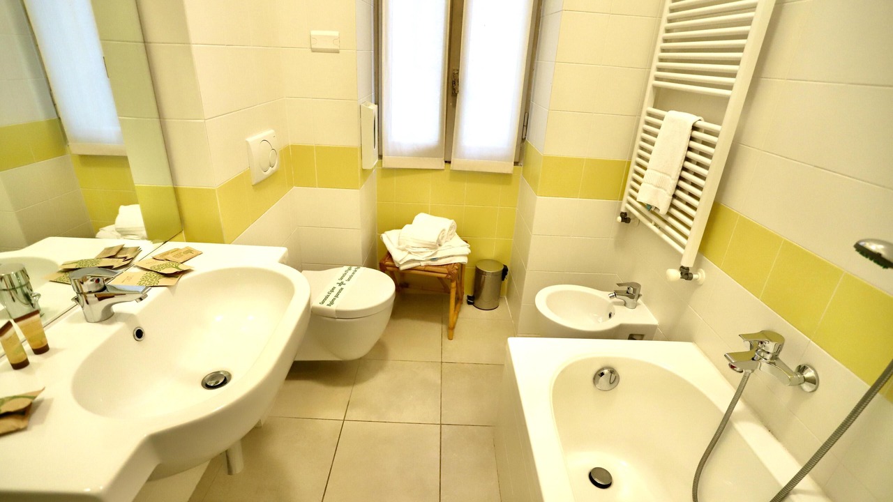 Photo of Bedroom in Ghirla