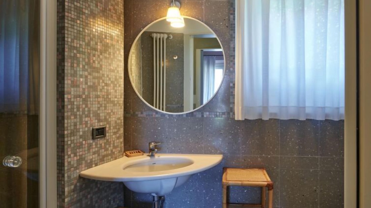 Photo of Bathroom in Cadenabbia