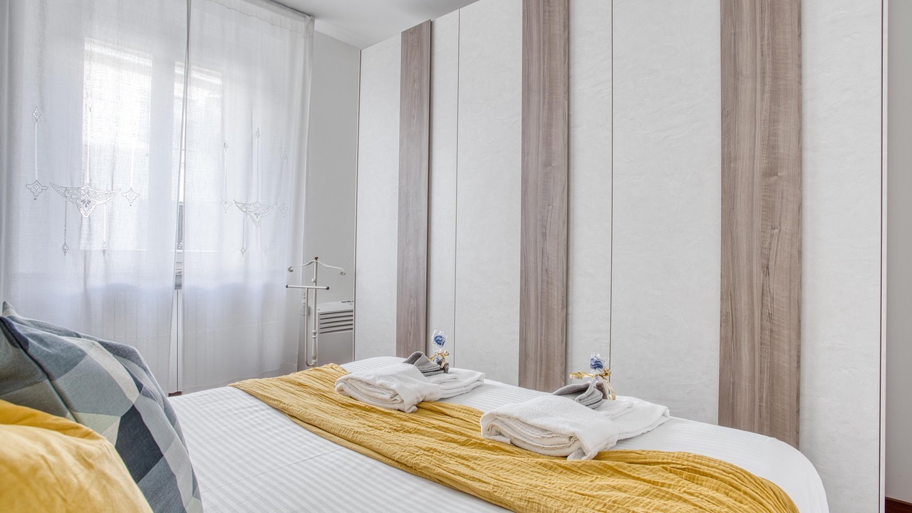 Photo of Bedroom in Tricolore