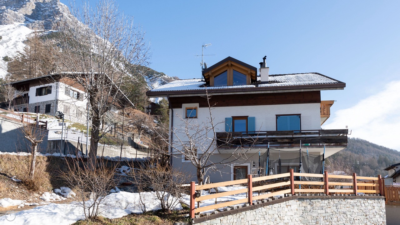 Photo of Outdoor in Premadio