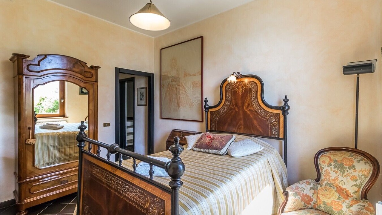 Photo of Bedroom in Cadenabbia