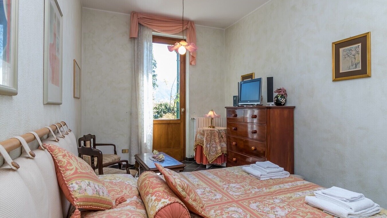 Photo of Bedroom in Cadenabbia