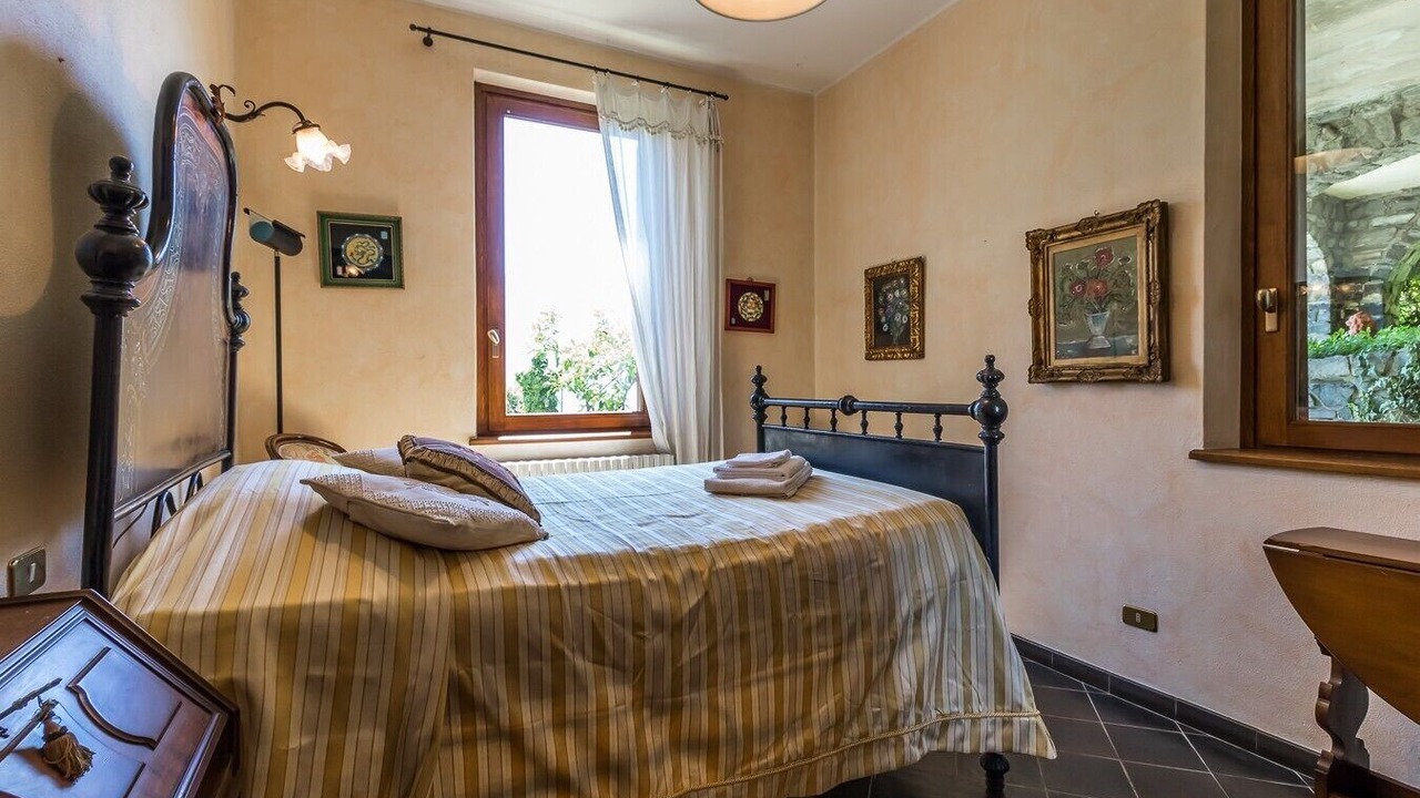 Photo of Bedroom in Cadenabbia
