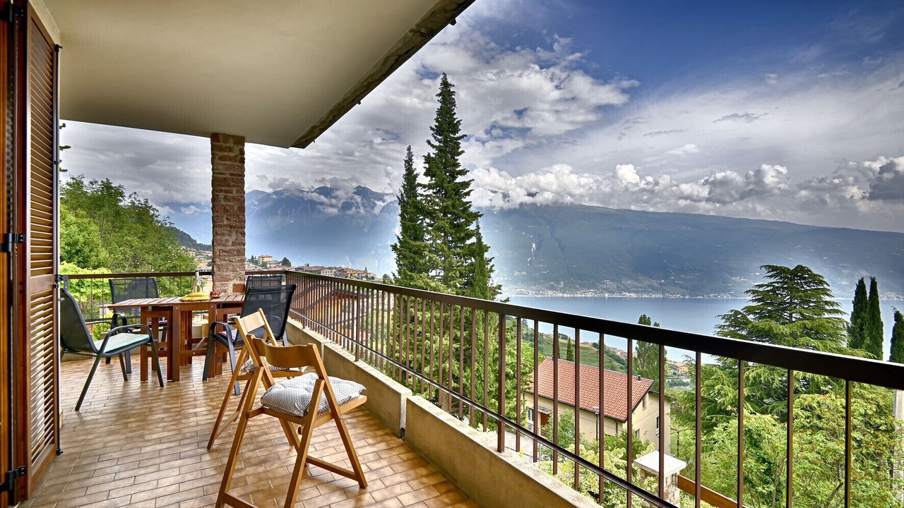 Photo of Outdoor in Aer