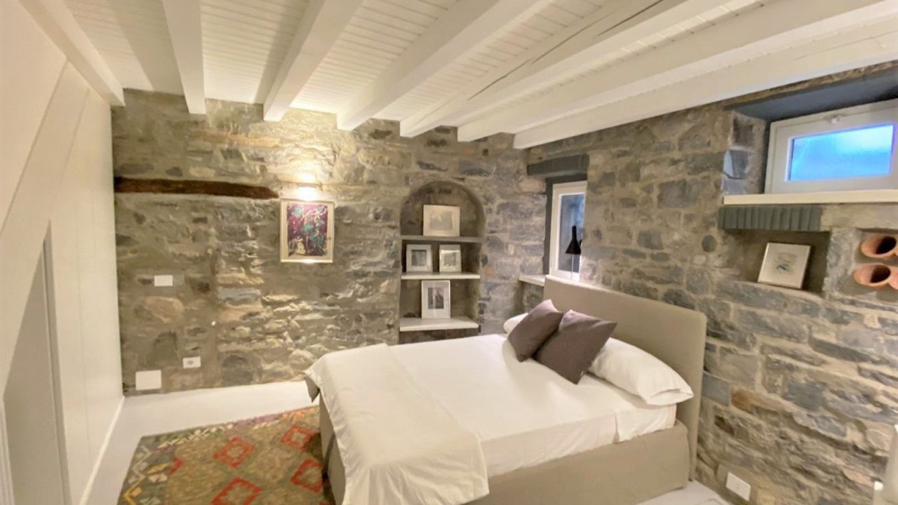 Photo of Bedroom in Carate Urio