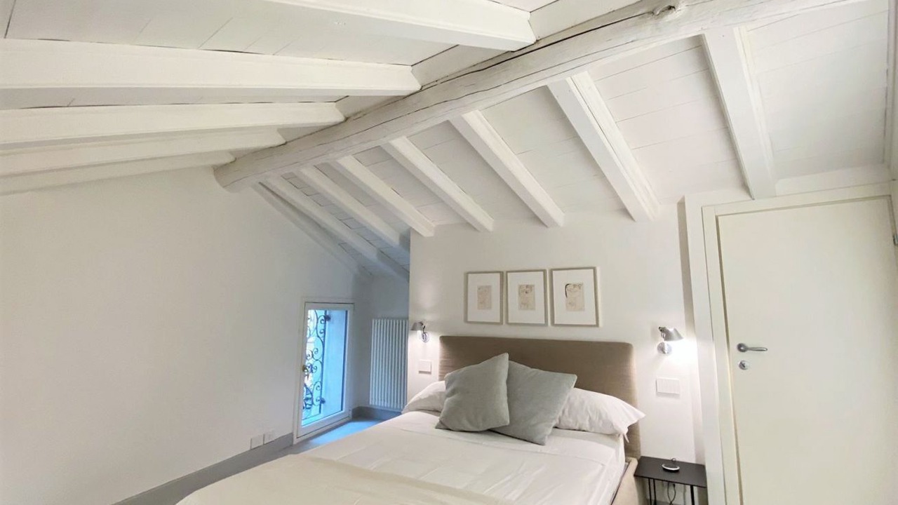 Photo of Bedroom in Carate Urio