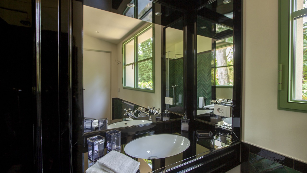 Photo of Bathroom in Como