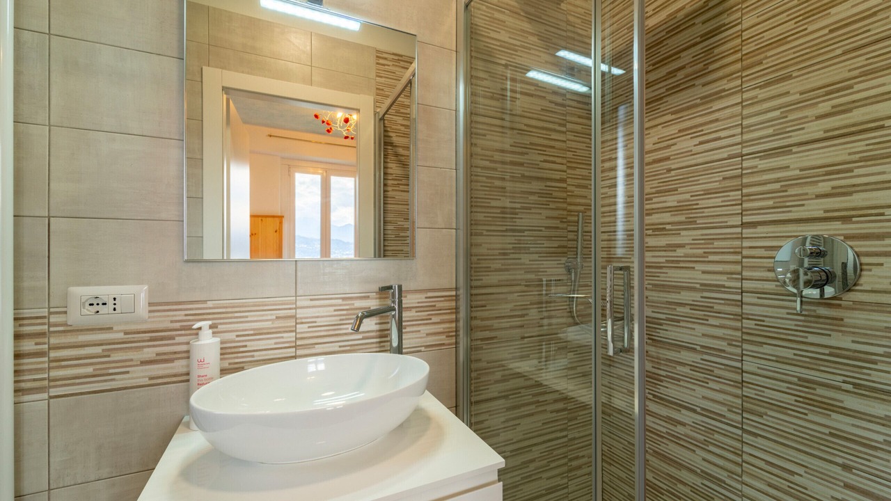 Photo of Bathroom in Perledo