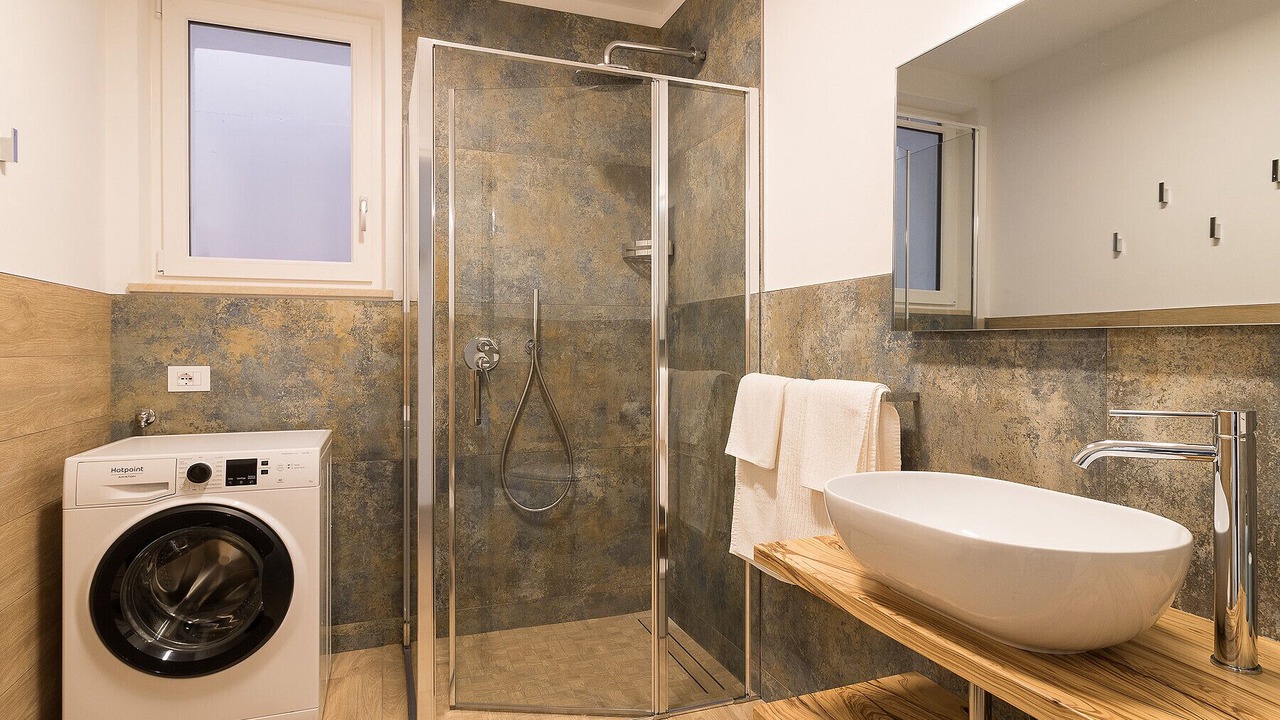 Photo of Bathroom in Tignale