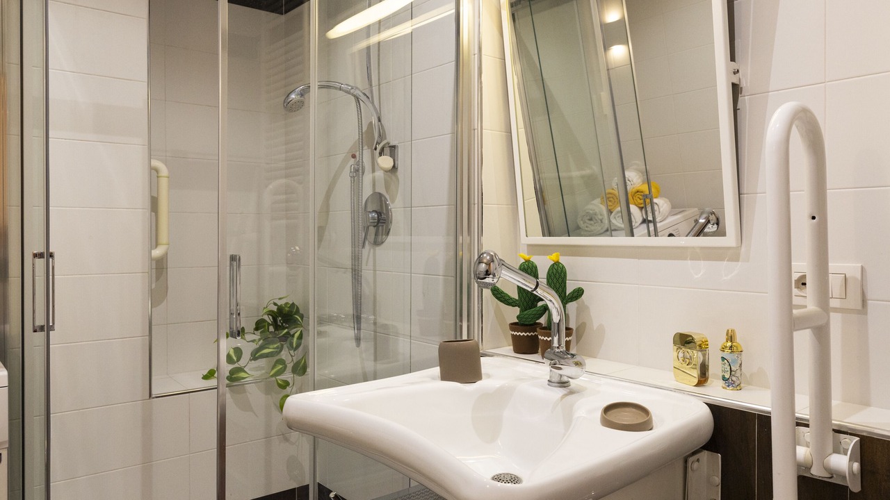 Photo of Bathroom in Centro Direzionale