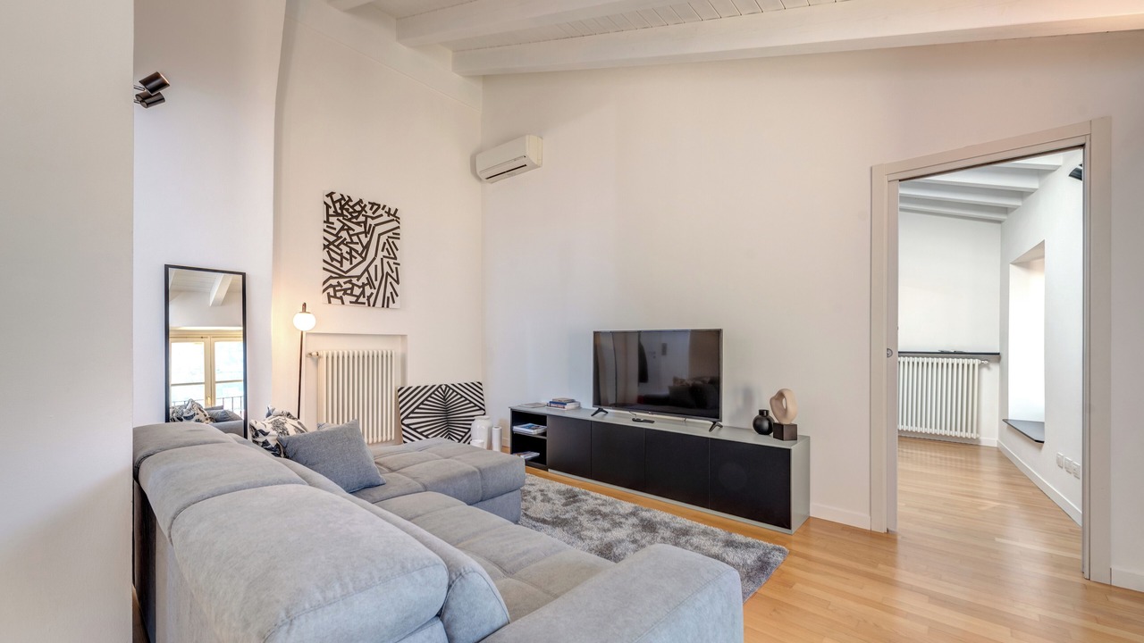 Photo of Livingroom in Como City Centre