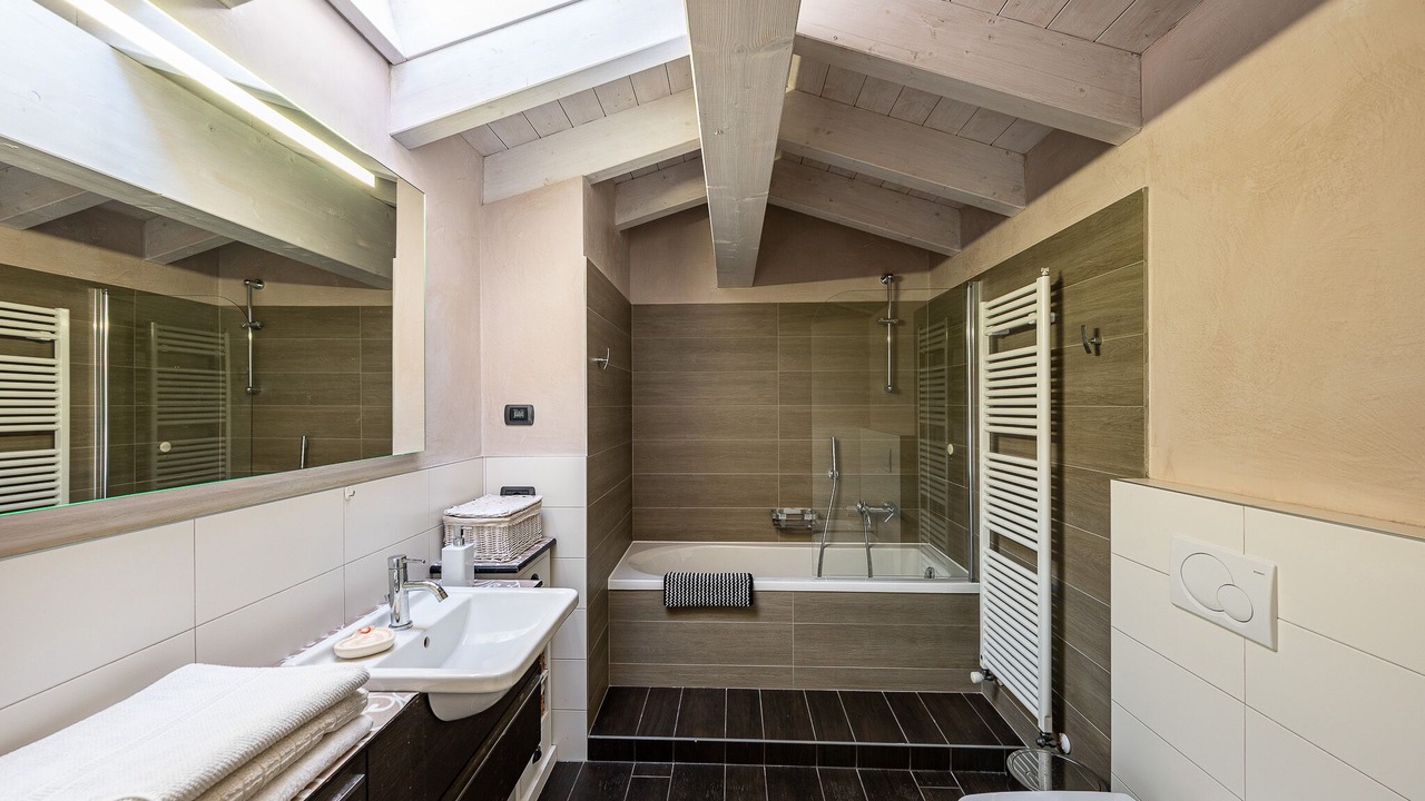 Photo of Bathroom in Pianello del Lario