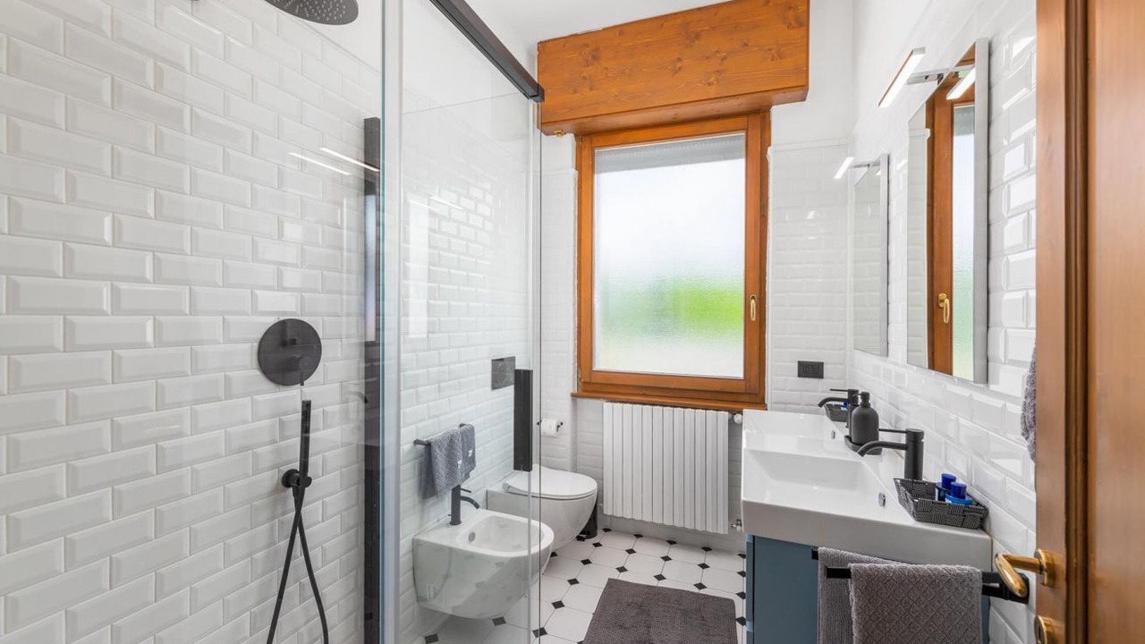 Photo of Bathroom in Cernobbio