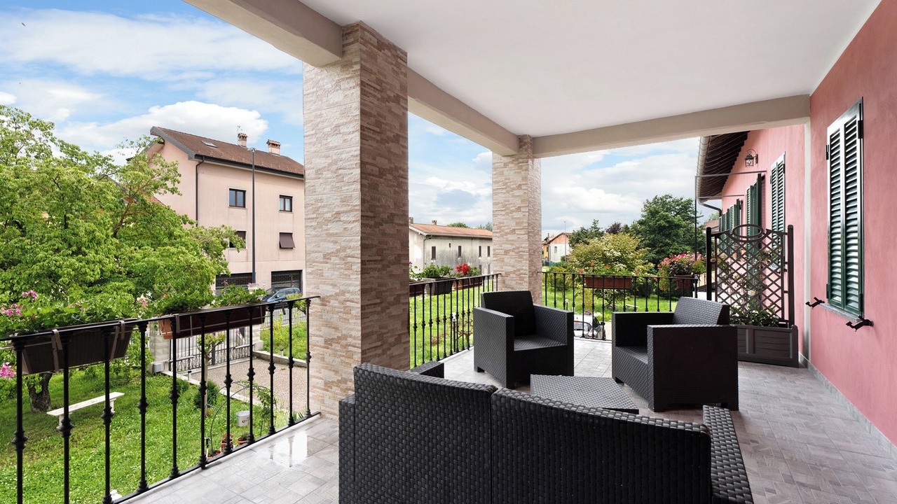 Photo of Patio Balcony in Brebbia