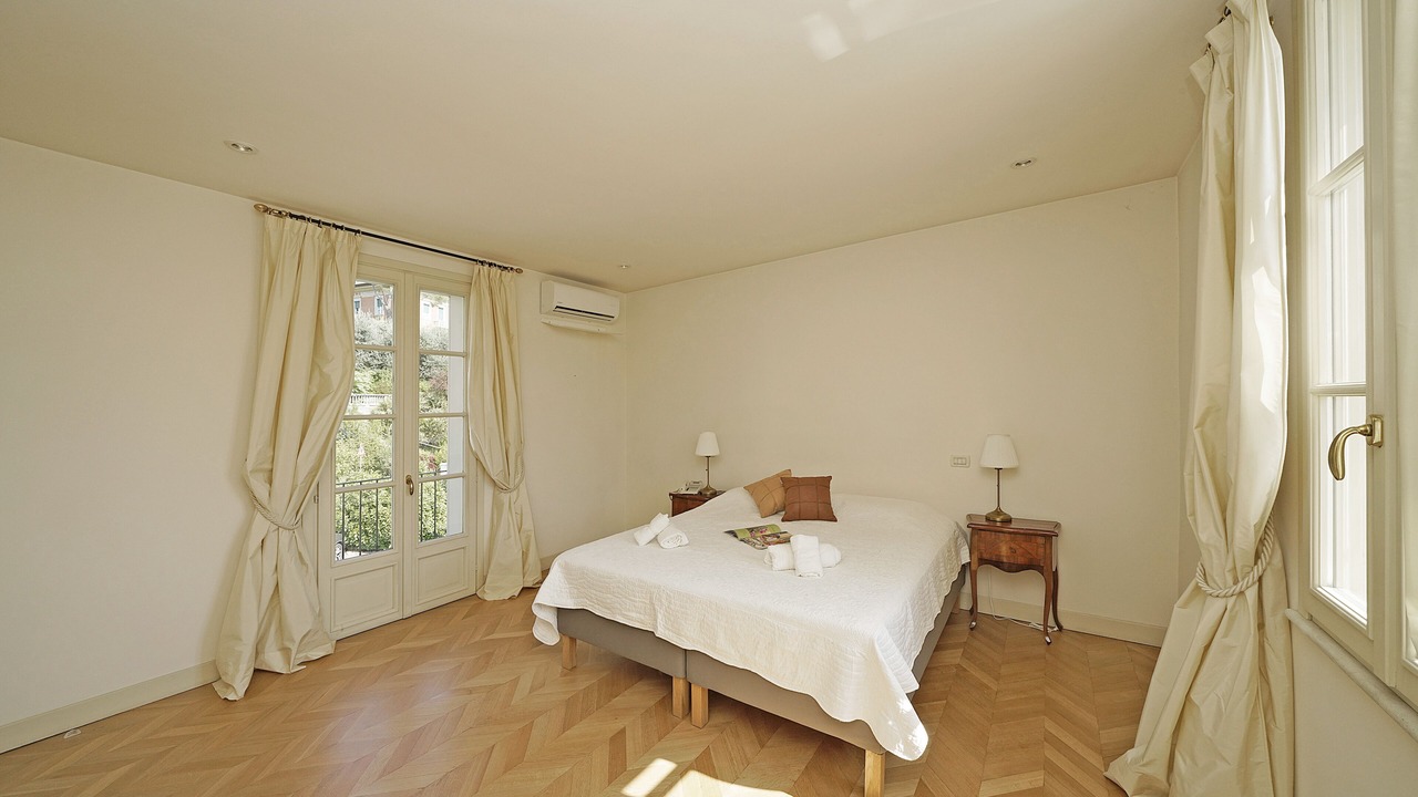 Photo of Bedroom in Roe
