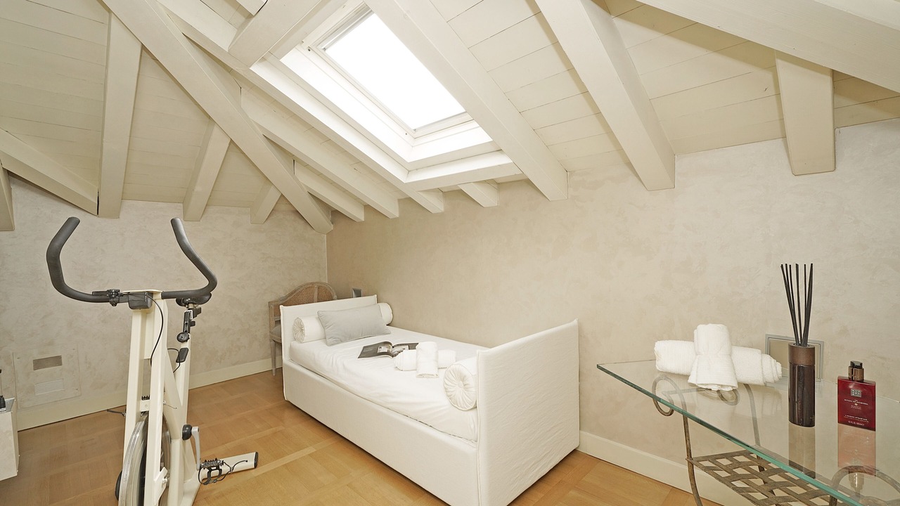 Photo of Bedroom in Roe