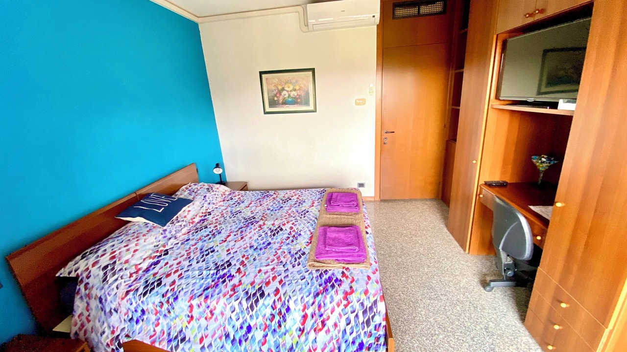 Photo of Bedroom in Pero