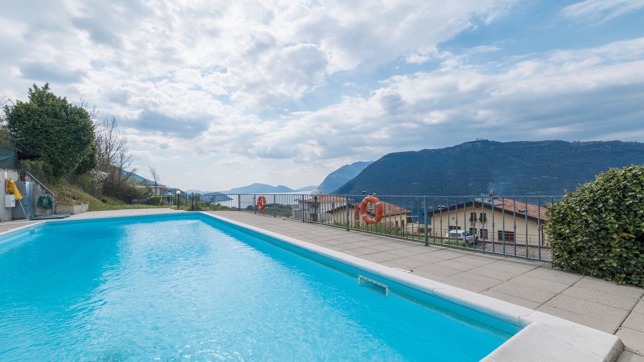 Photo of Outdoor in Sale Marasino
