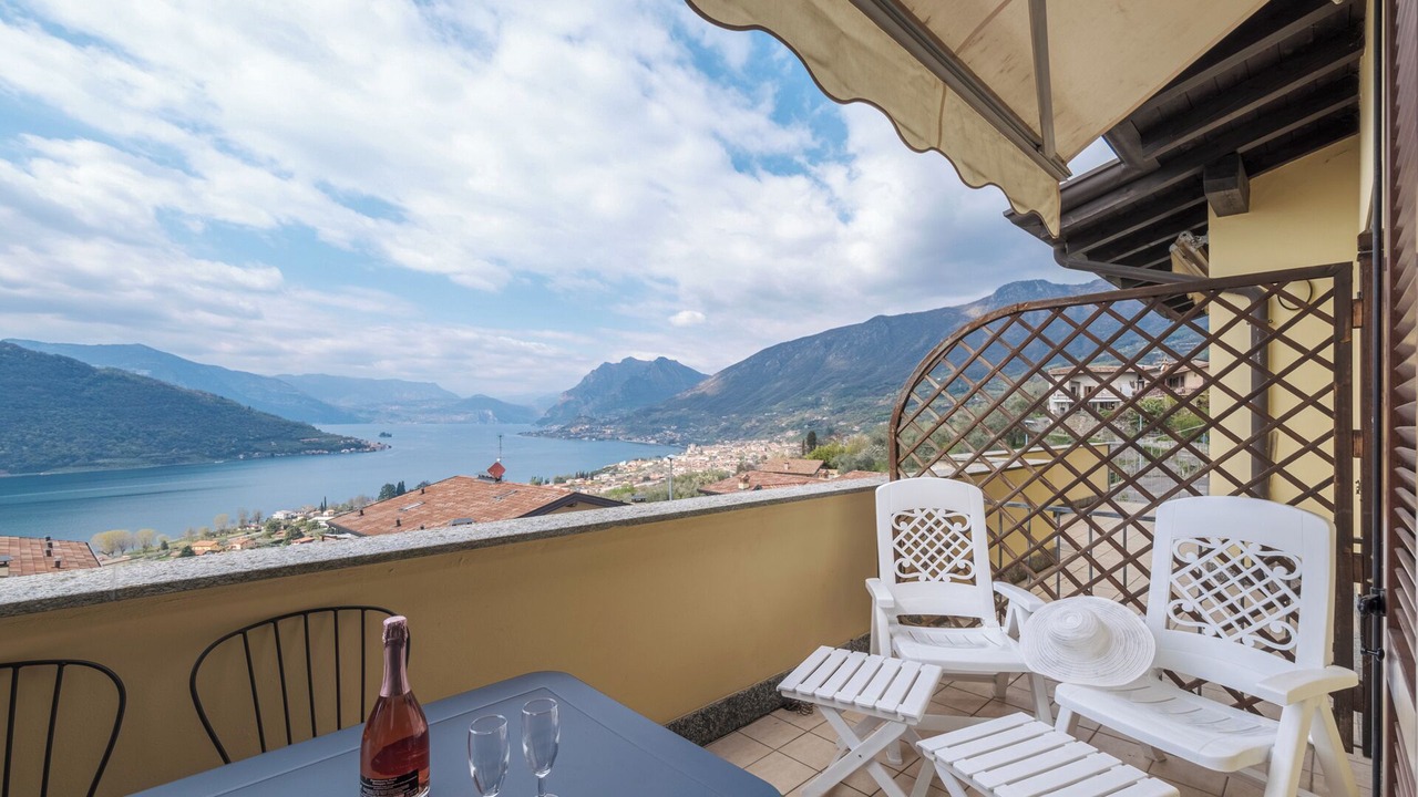 Photo of Outdoor in Sale Marasino