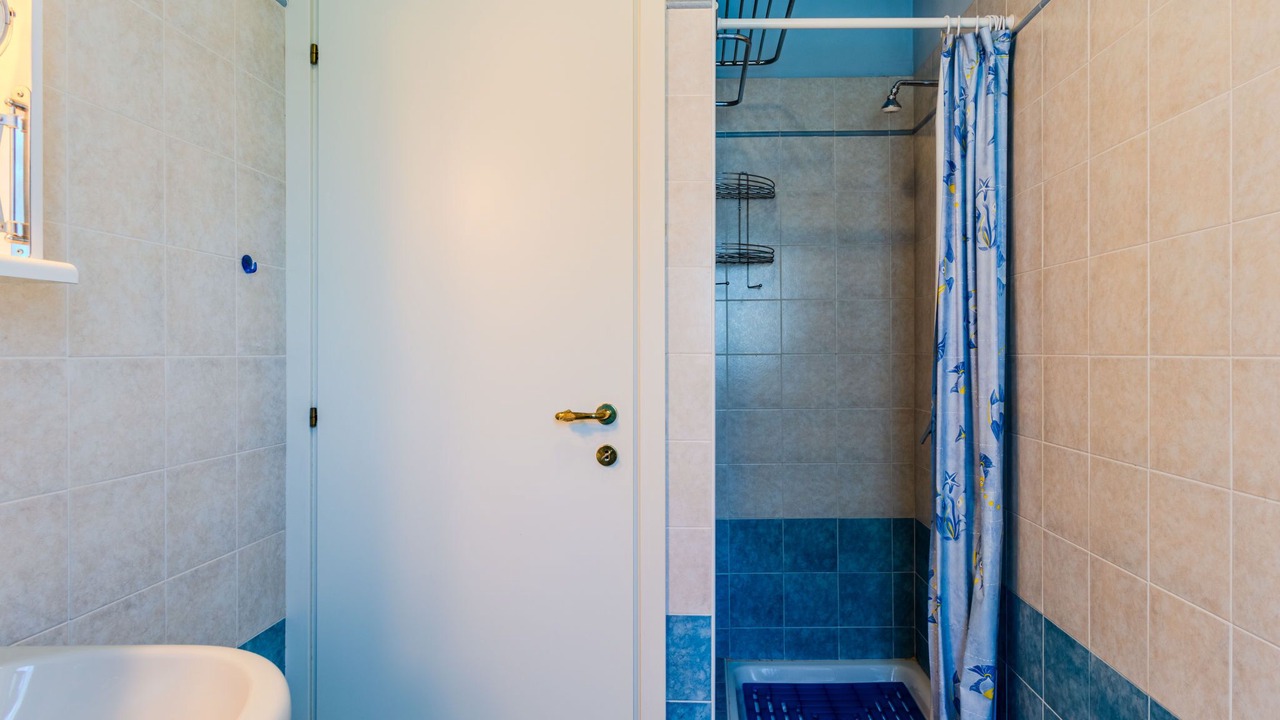 Photo of Bathroom in Colico Piano