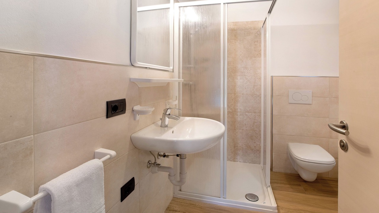 Photo of Bathroom in Trepalle