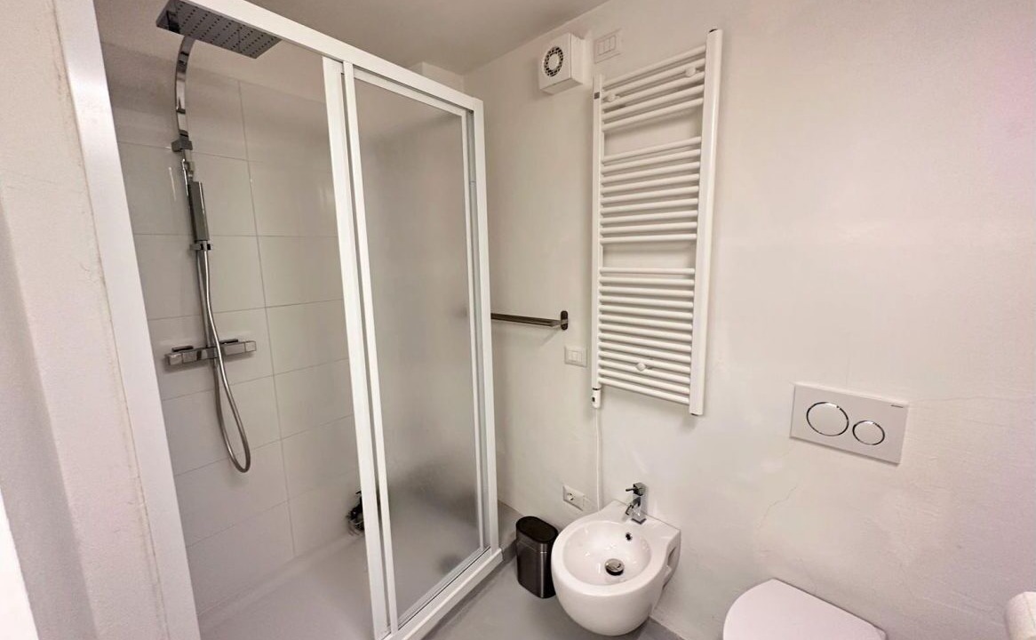 Photo of Bathroom in Colonno
