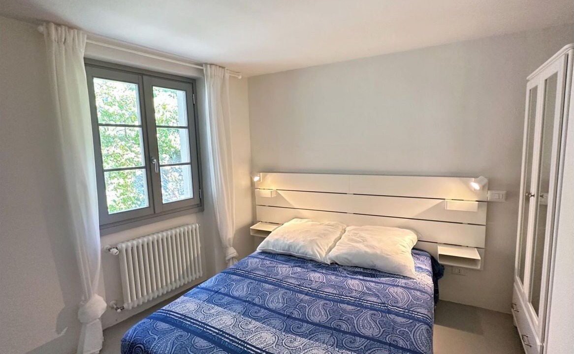 Photo of Bedroom in Colonno