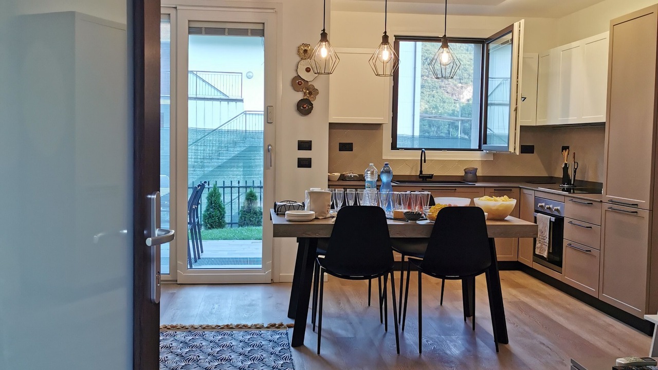 Photo of Kitchen in Esine