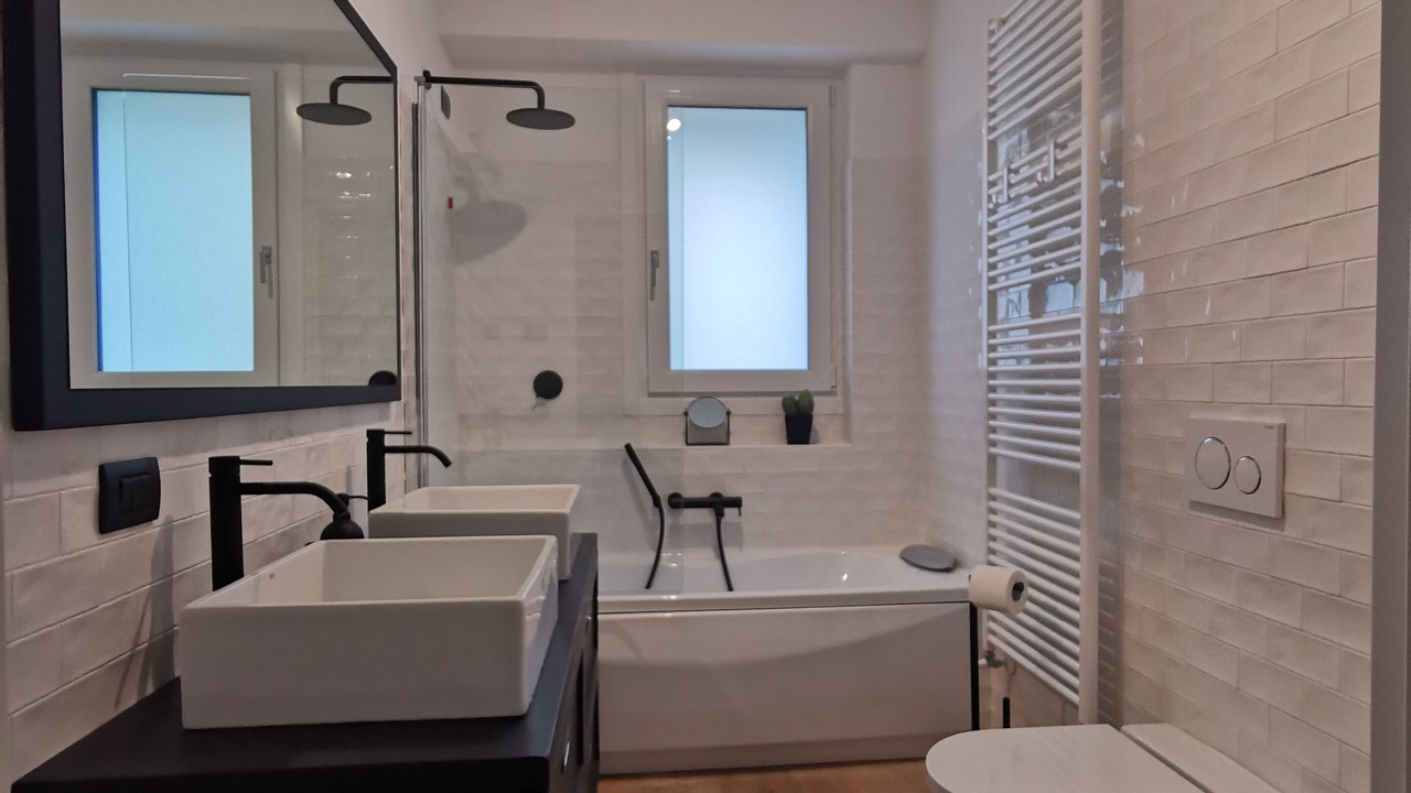 Photo of Bathroom in Esine