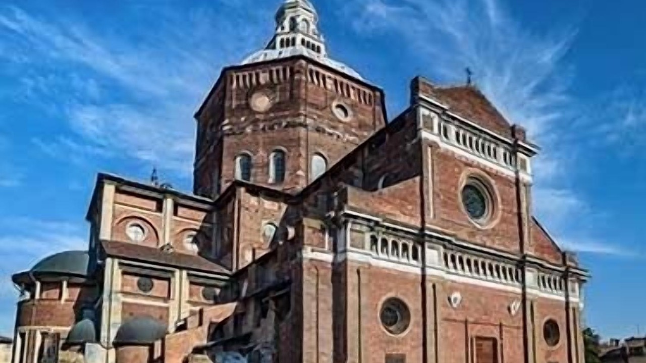 Photo of Others in Pavia