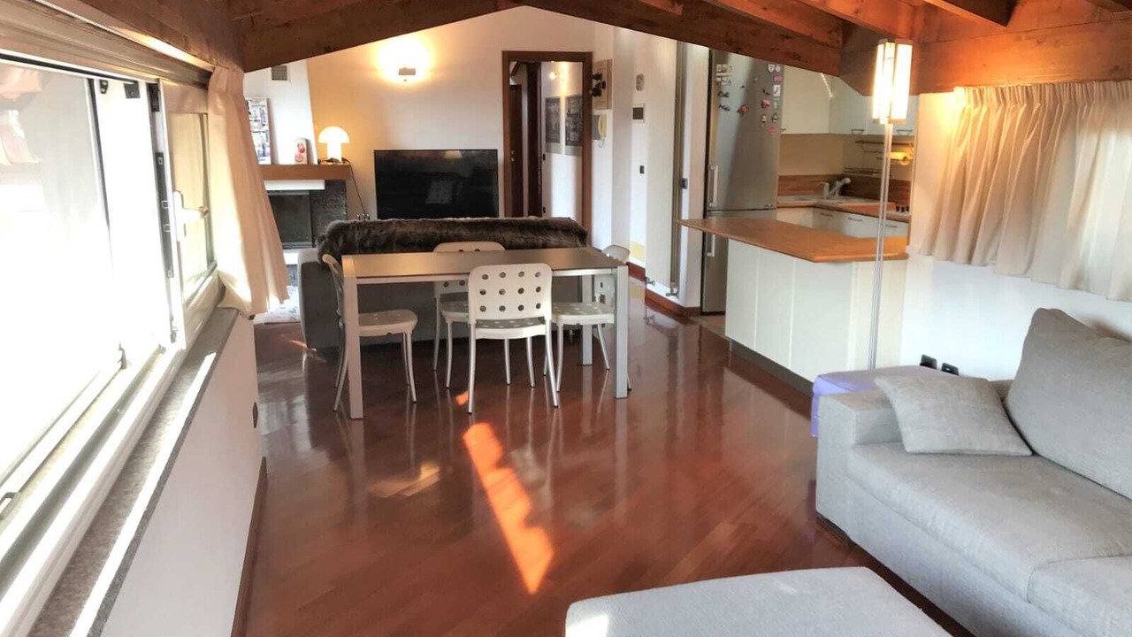 Photo of Livingroom in Reno