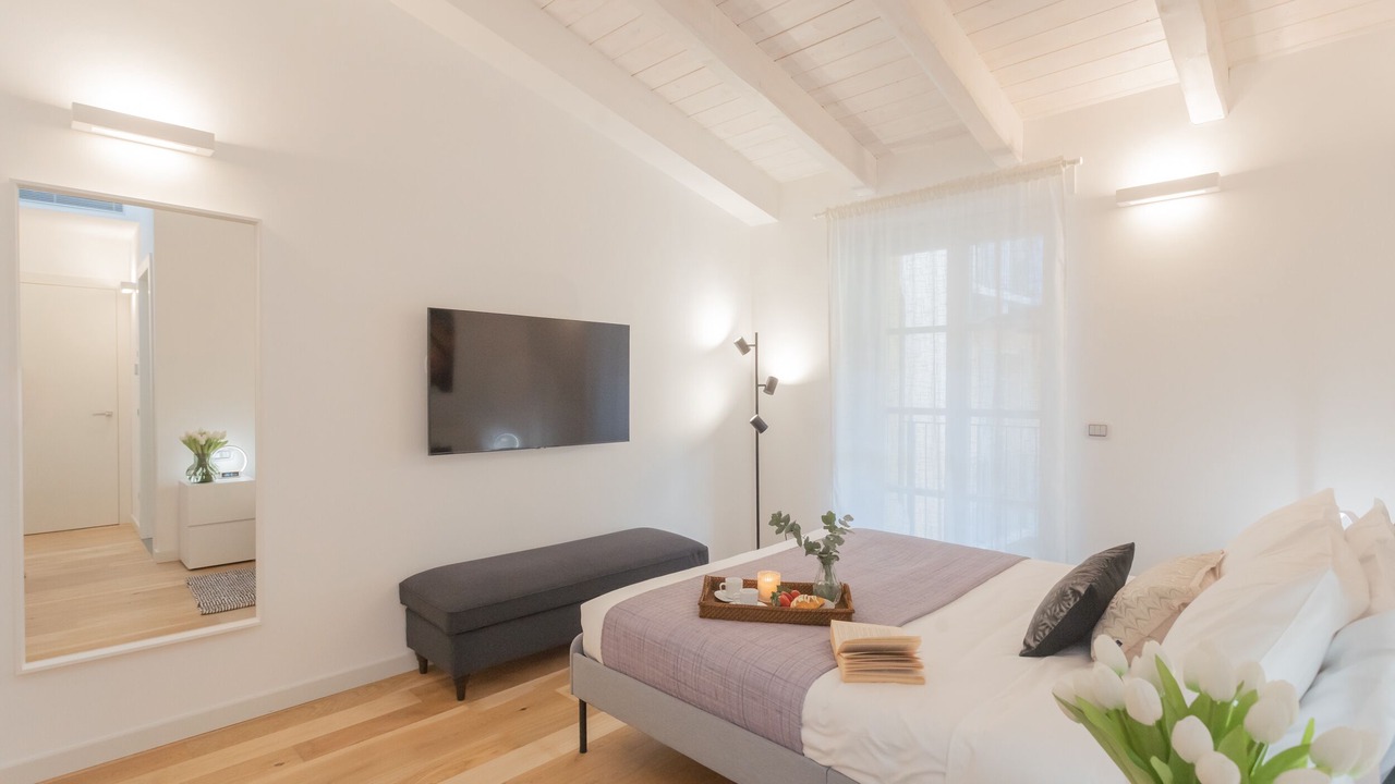 Photo of Bedroom in Como City Centre