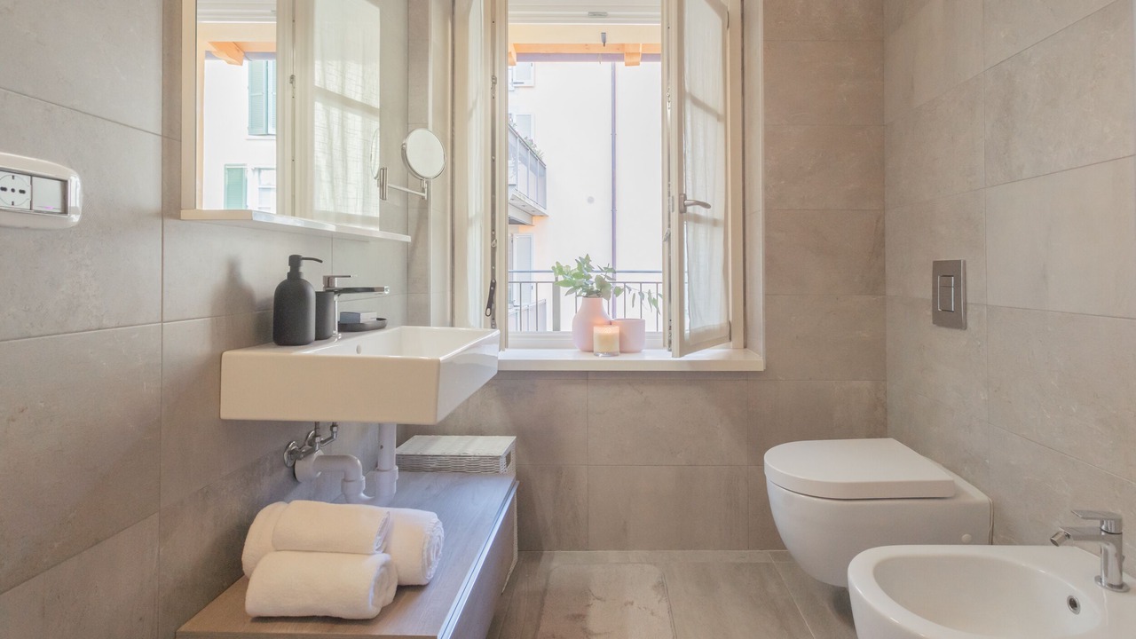 Photo of Bathroom in Como City Centre