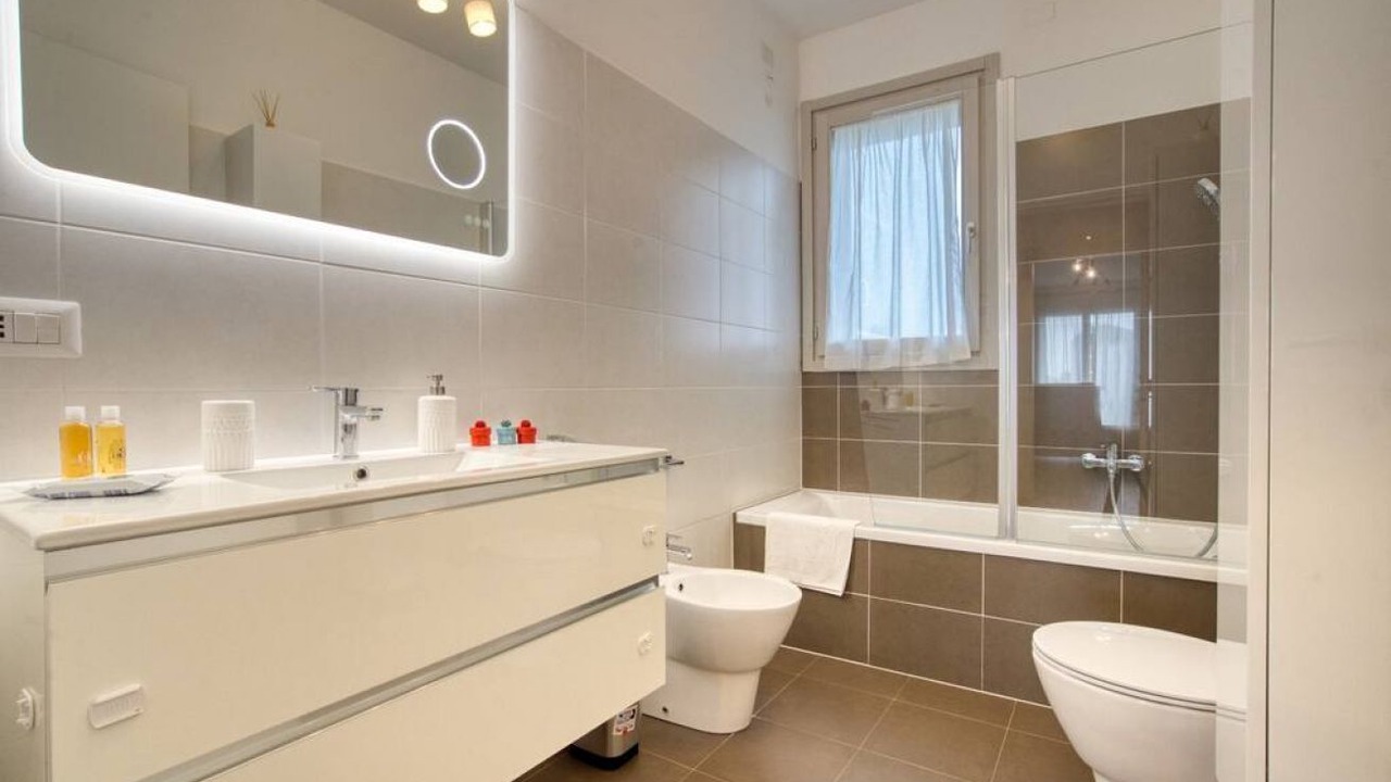 Photo of Bathroom in Piotello