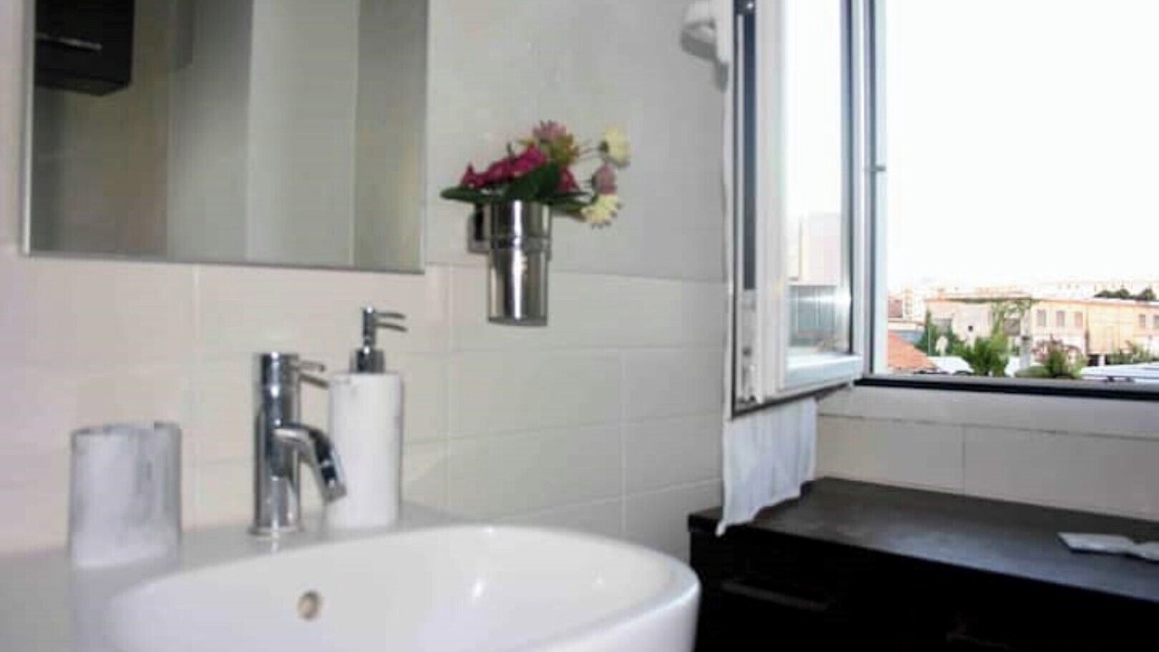 Photo of Bathroom in Lambrate