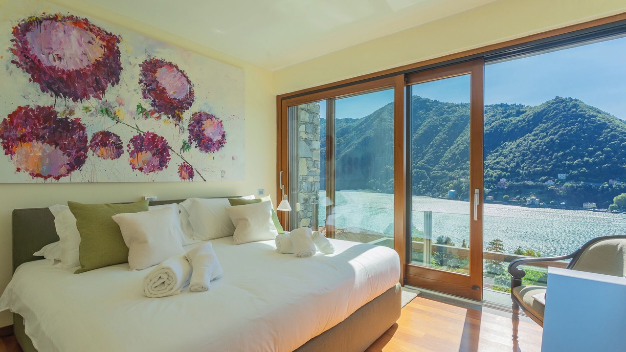 Photo of Bedroom in Como