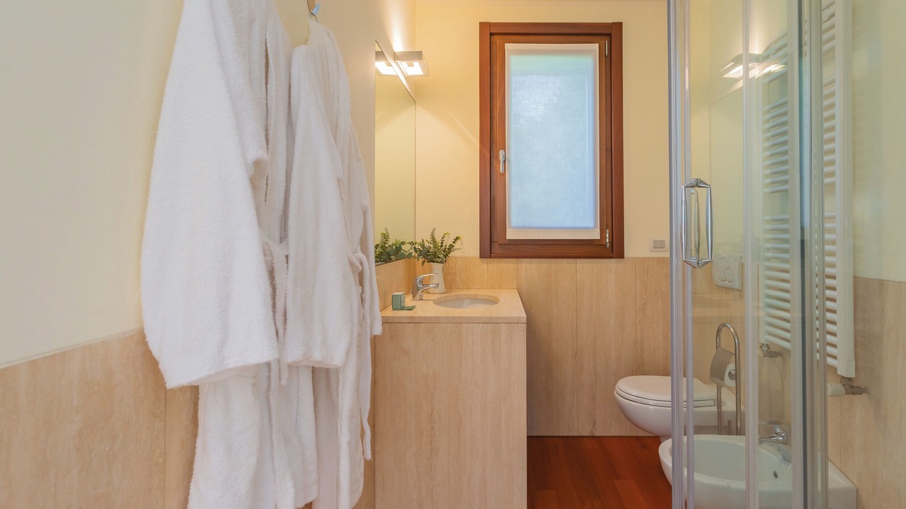 Photo of Bathroom in Como