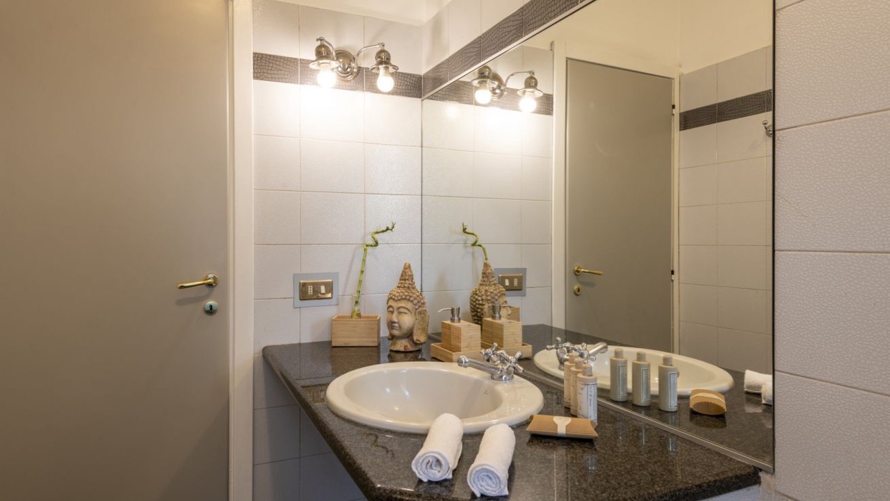 Photo of Bathroom in Bullona