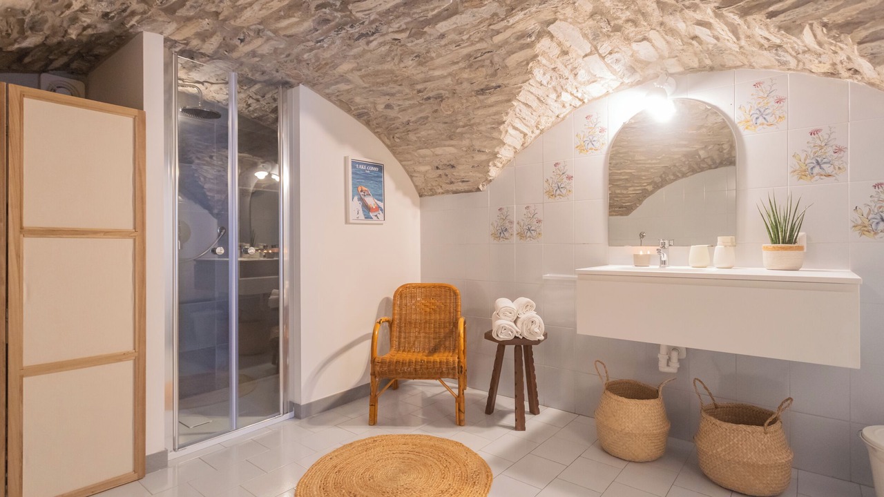 Photo of Bathroom in Carate Urio