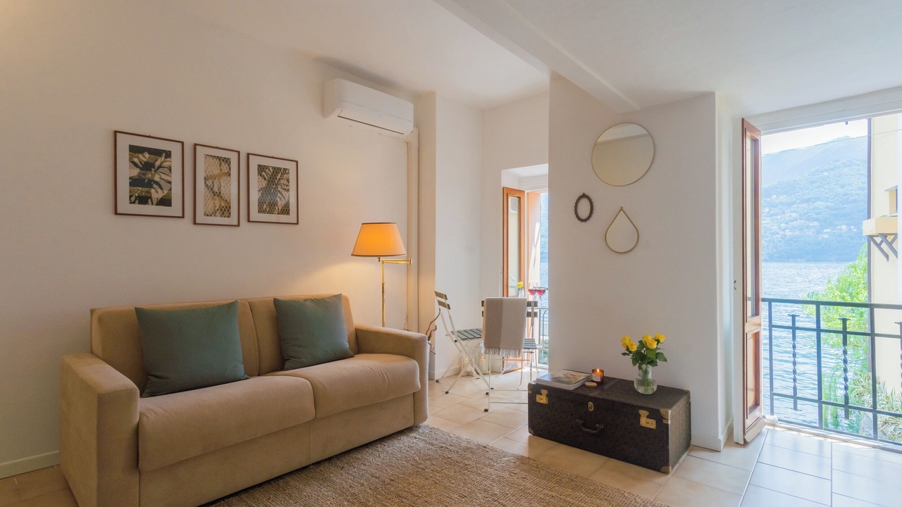 Photo of Livingroom in Carate Urio