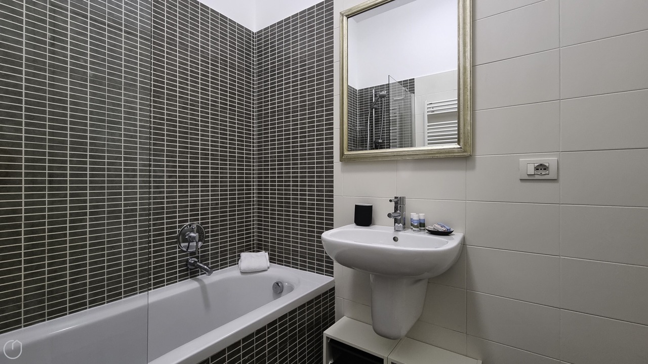 Photo of Bathroom in Chinatown