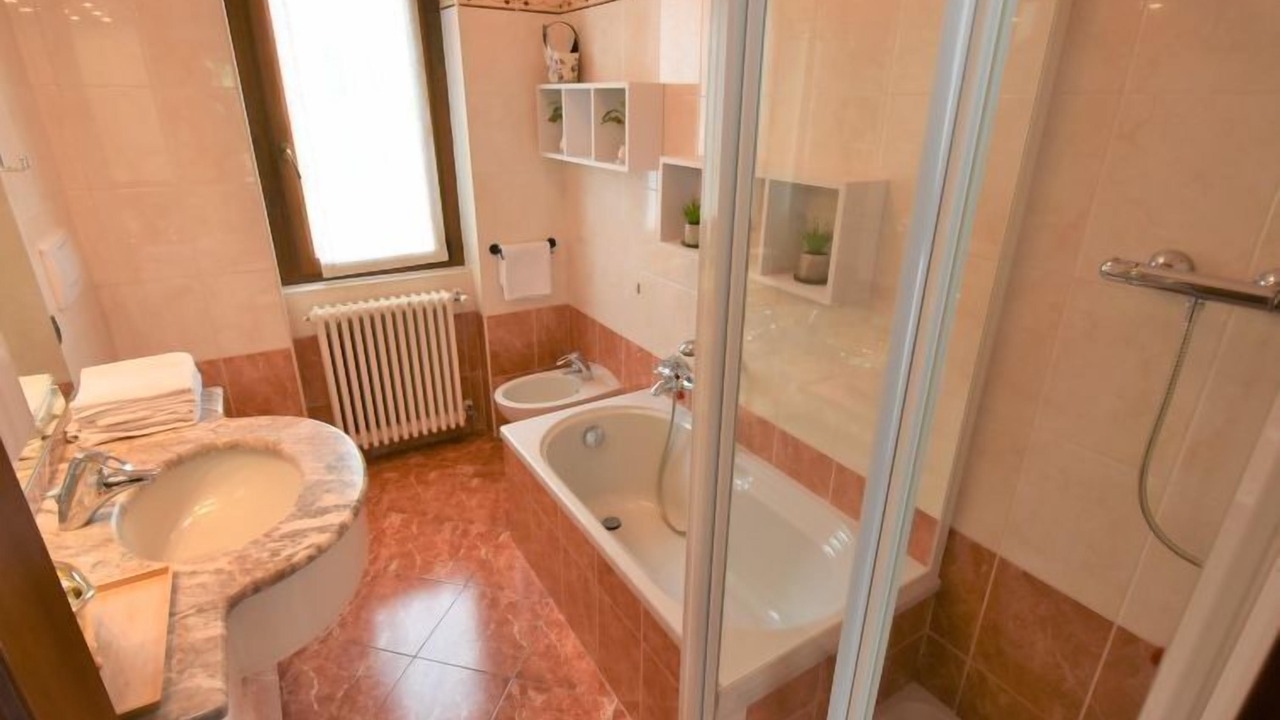 Photo of Bathroom in Delebio