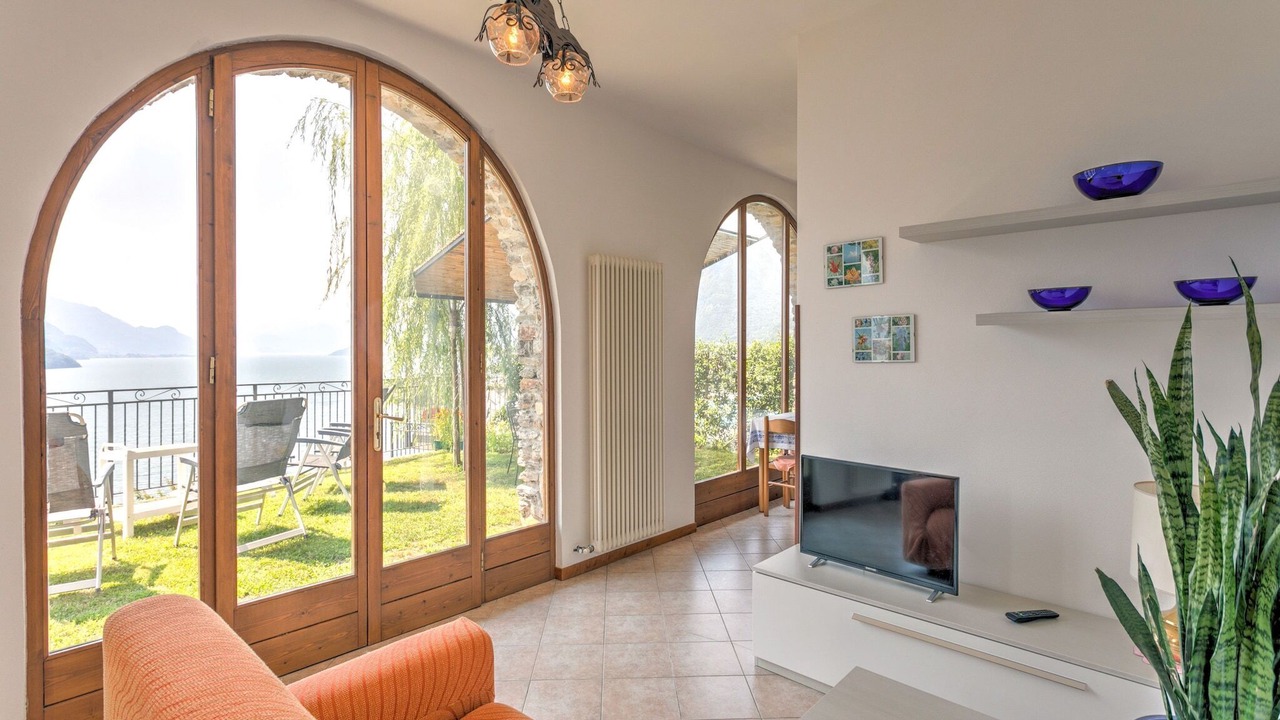 Photo of Livingroom in Gravedona