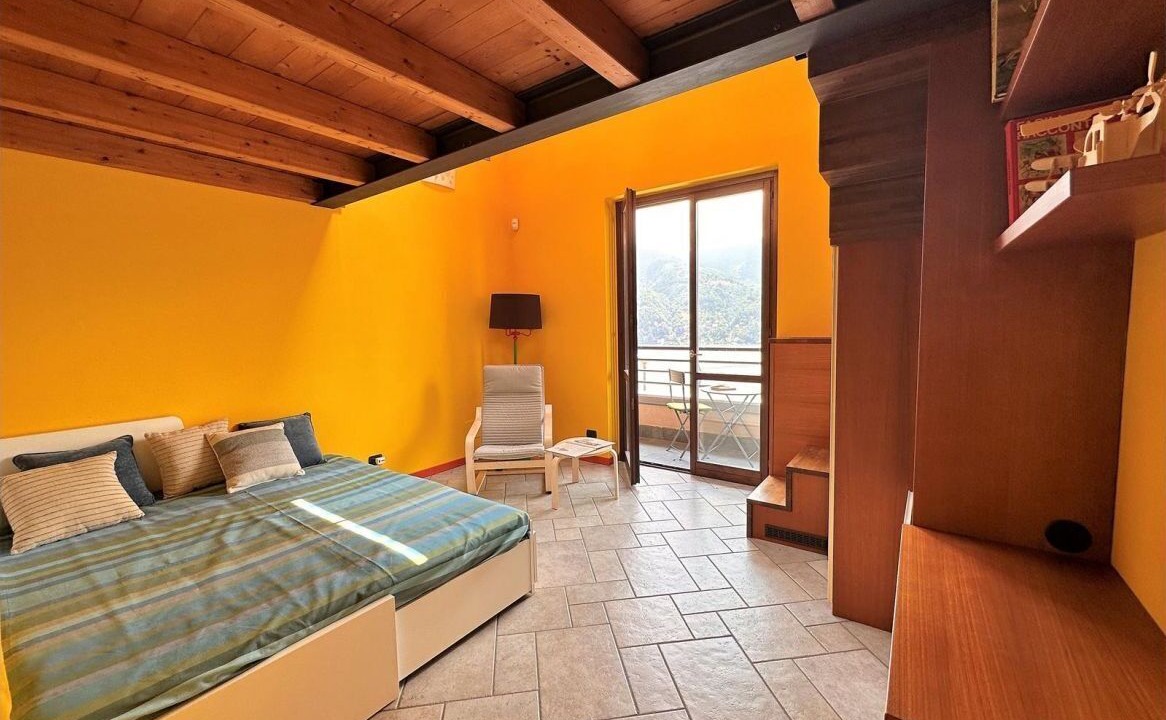 Photo of Bedroom in Carate Urio