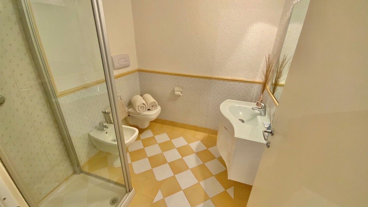 Photo of Bathroom in Gaino